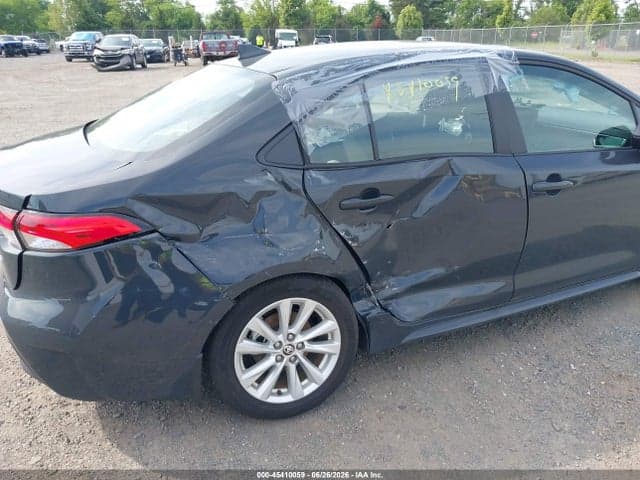 2026 TOYOTA COROLLA LE 6