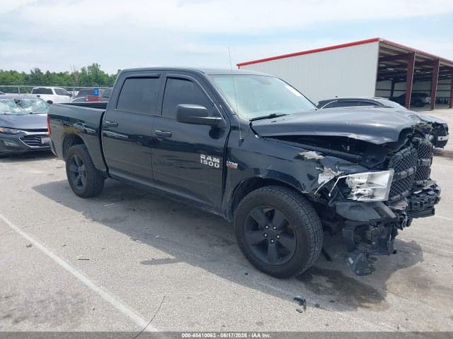 2018 RAM 1500 EXPRESS 4X4 5'7 BOX