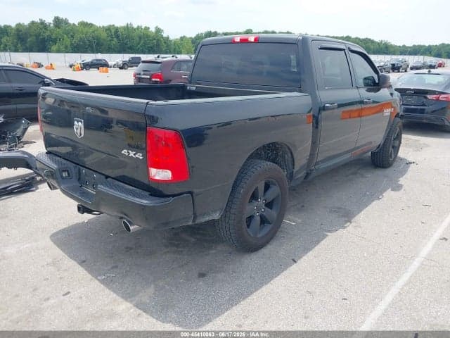 2018 RAM 1500 EXPRESS 4X4 5'7 BOX 4