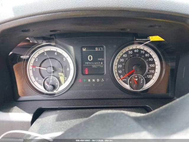 2018 RAM 1500 EXPRESS 4X4 5'7 BOX 7
