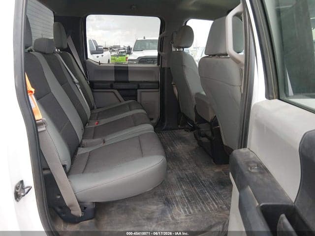 2017 FORD F-150 XL/XLT 8