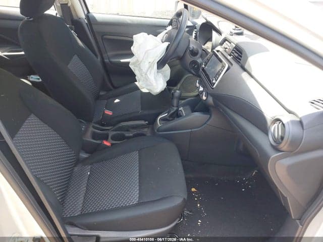 2024 NISSAN VERSA 1.6 S 5
