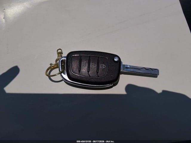 2019 HYUNDAI SONATA SE 11