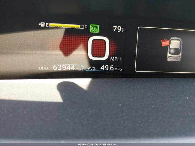 2017 TOYOTA PRIUS THREE 15