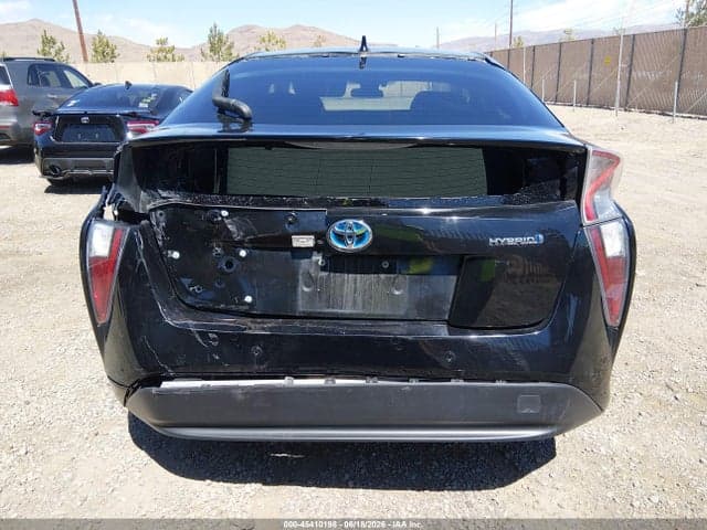 2017 TOYOTA PRIUS THREE 16