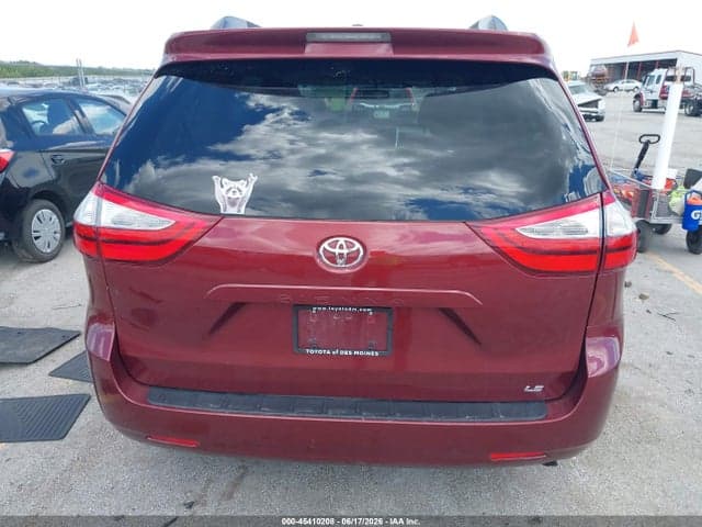 2017 TOYOTA SIENNA LE 8 PASSENGER 16
