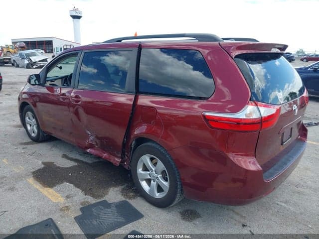 2017 TOYOTA SIENNA LE 8 PASSENGER 3