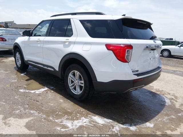 2023 FORD EXPLORER XLT 3
