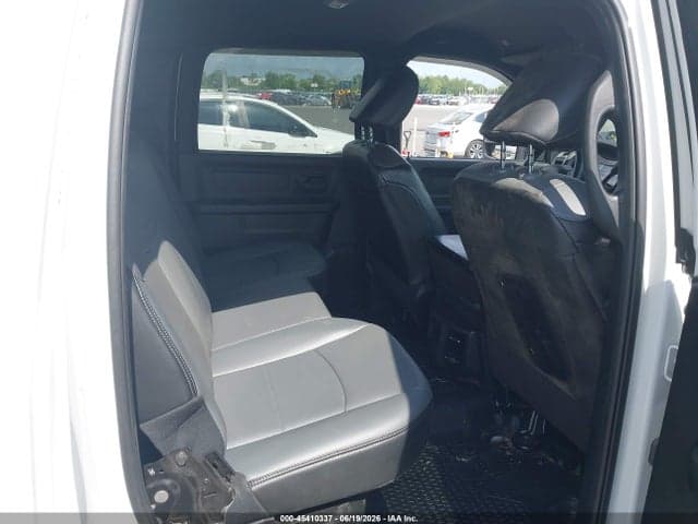 2024 RAM 3500 TRADESMAN 4X4 8' BOX 9