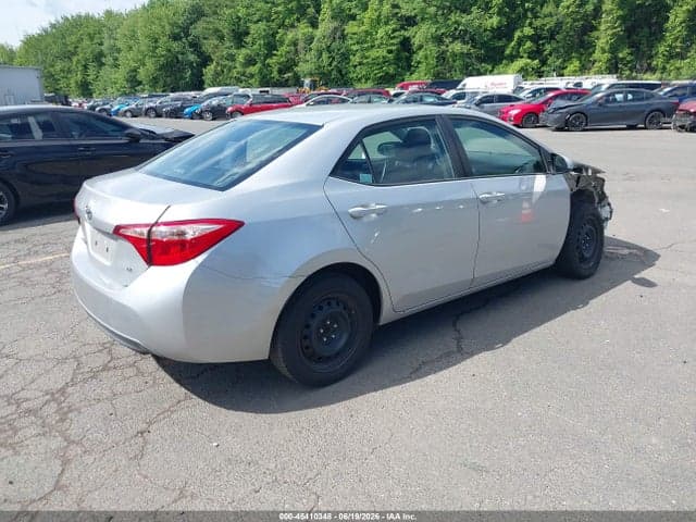 2017 TOYOTA COROLLA LE 4