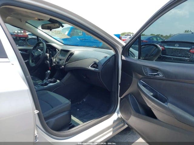 2017 CHEVROLET CRUZE LT AUTO 5
