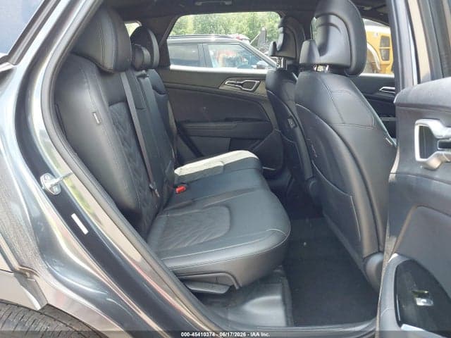 2024 KIA SPORTAGE X-LINE 8