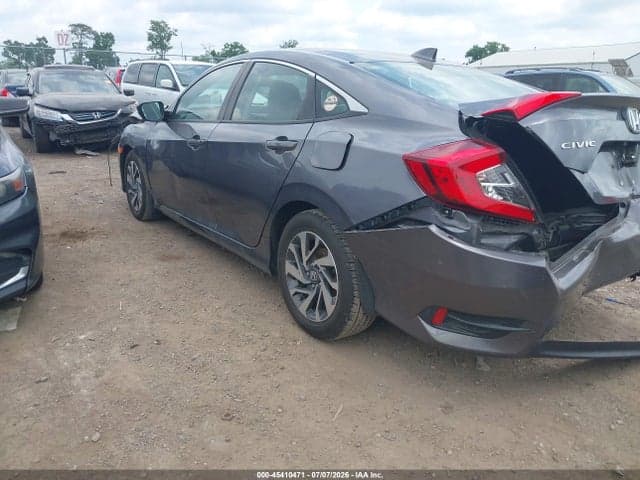 2017 HONDA CIVIC EX 3
