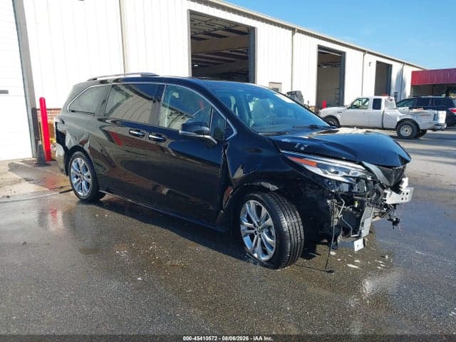 2023 TOYOTA SIENNA PLATINUM 1