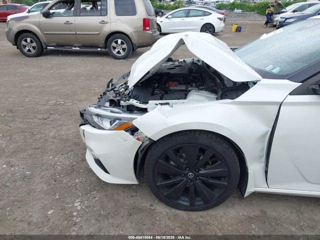 2020 NISSAN ALTIMA SR FWD 6