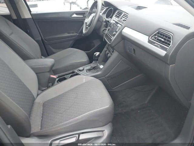 2020 VOLKSWAGEN TIGUAN 2.0T S 5