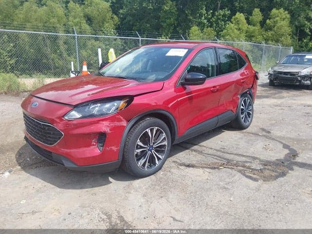 2022 FORD ESCAPE SE 2