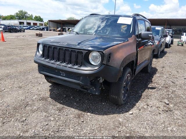 2017 JEEP RENEGADE TRAILHAWK 4X4 6