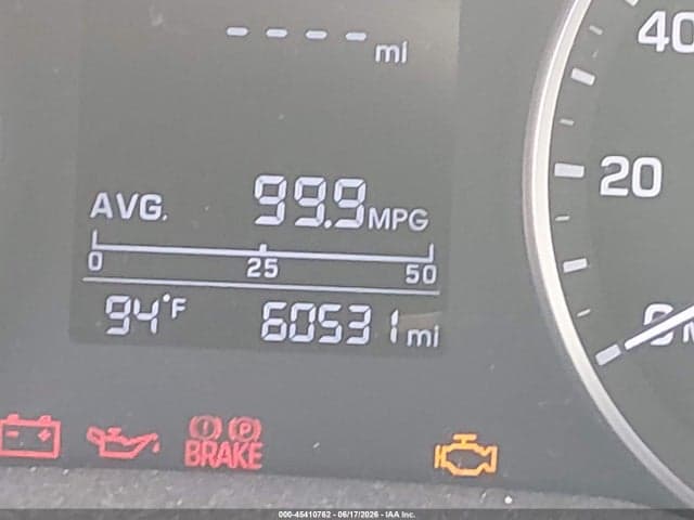 2017 HYUNDAI ELANTRA SE 16
