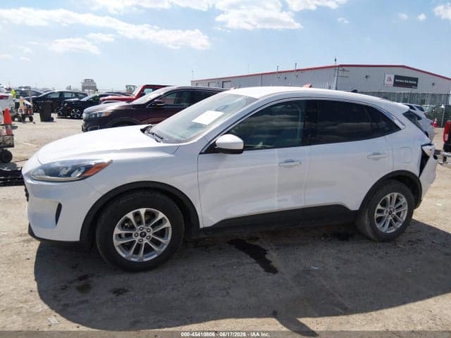 2020 FORD ESCAPE SE 14