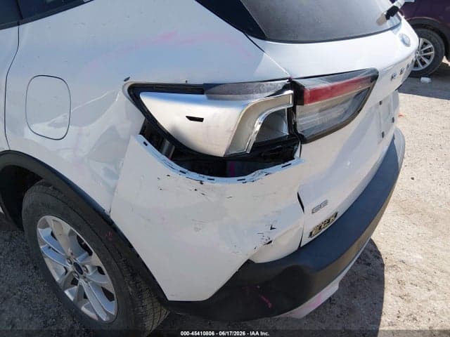 2020 FORD ESCAPE SE 6