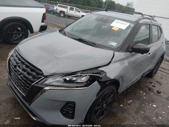 2022 NISSAN KICKS SR XTRONIC CVT 2