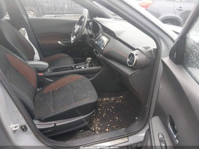 2022 NISSAN KICKS SR XTRONIC CVT 5