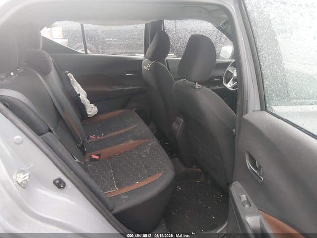 2022 NISSAN KICKS SR XTRONIC CVT 8