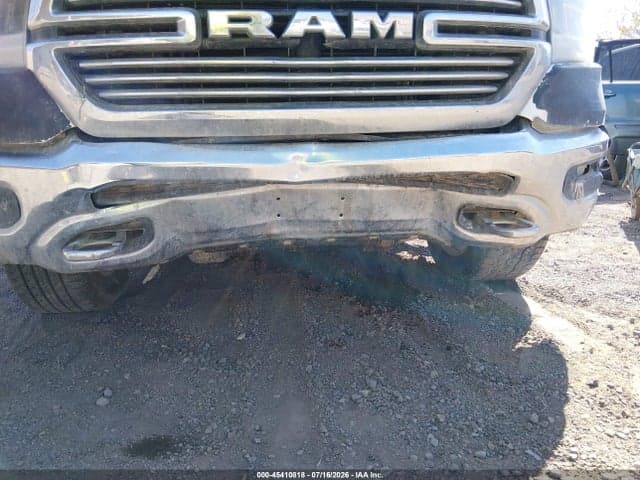 2019 RAM 1500 LARAMIE 4X4 5'7 BOX 6