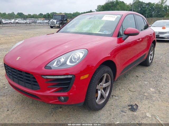 2018 PORSCHE MACAN 2