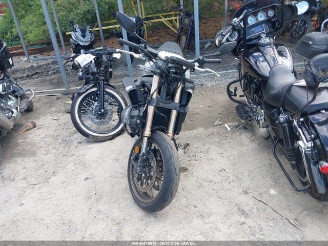 2024 HONDA CB650 R 5