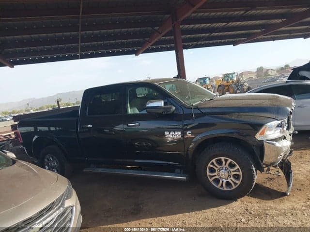 2017 RAM 2500 LIMITED 4X2 6'4 BOX 13