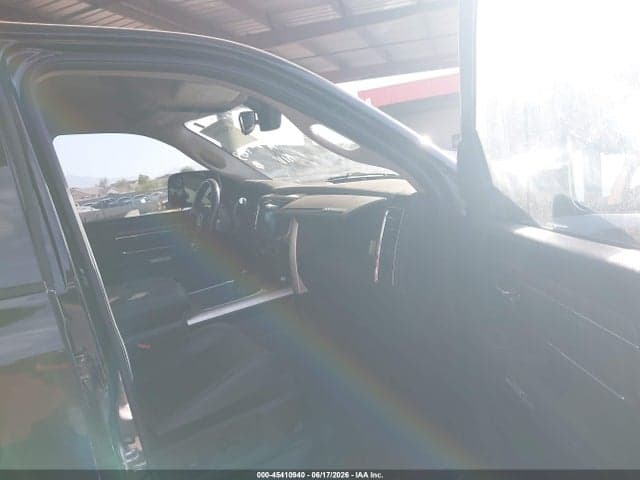 2017 RAM 2500 LIMITED 4X2 6'4 BOX 5