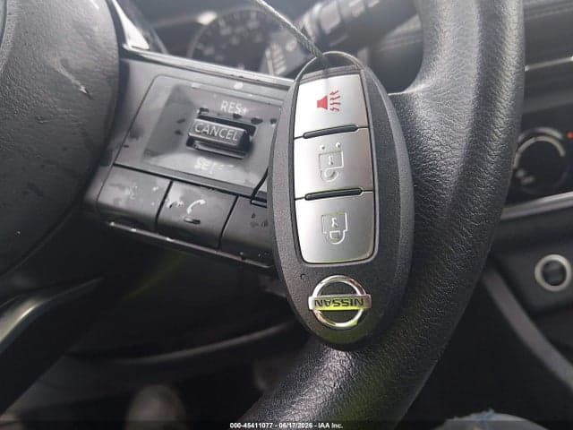 2021 NISSAN ROGUE S FWD 11