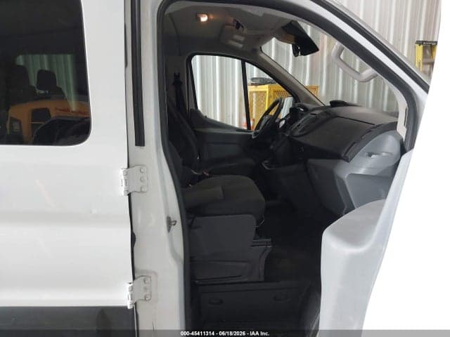 2019 FORD TRANSIT-150 5