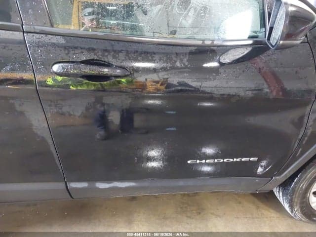 2021 JEEP CHEROKEE LATITUDE 4X4 6