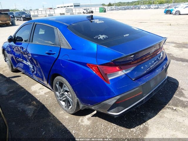 2025 HYUNDAI ELANTRA SEL SPORT 3