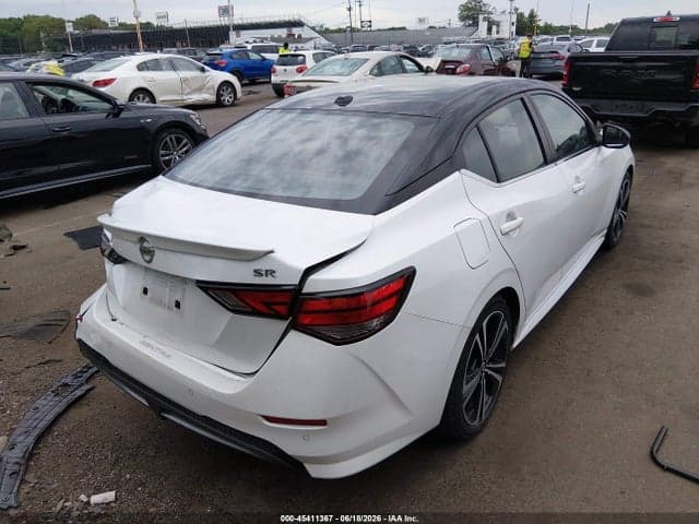 2021 NISSAN SENTRA SR XTRONIC CVT 4