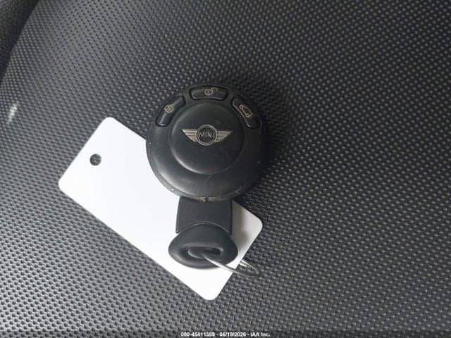 2012 MINI COOPER S 11