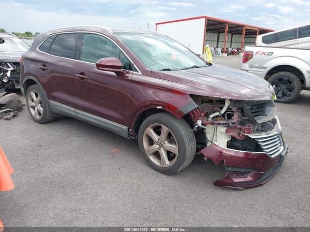 2016 LINCOLN MKC PREMIER 1