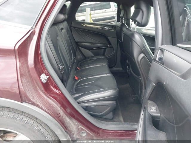 2016 LINCOLN MKC PREMIER 8