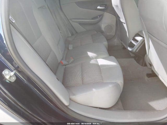 2017 CHEVROLET IMPALA 1FL 8