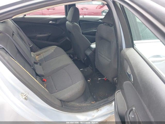 2017 CHEVROLET CRUZE LT AUTO 8