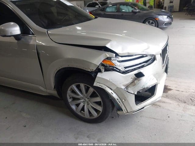 2017 VOLVO XC90 T6 6
