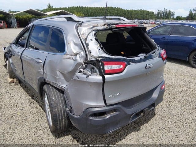2017 JEEP CHEROKEE LATITUDE 4X4 17