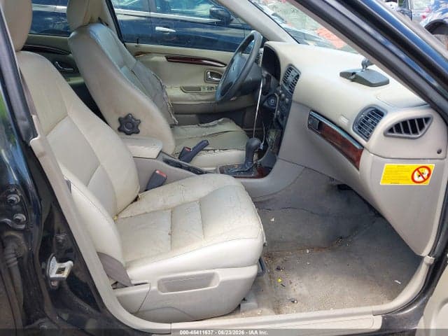 2003 VOLVO V40 A 5