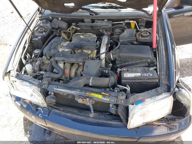 2003 VOLVO V40 A 10