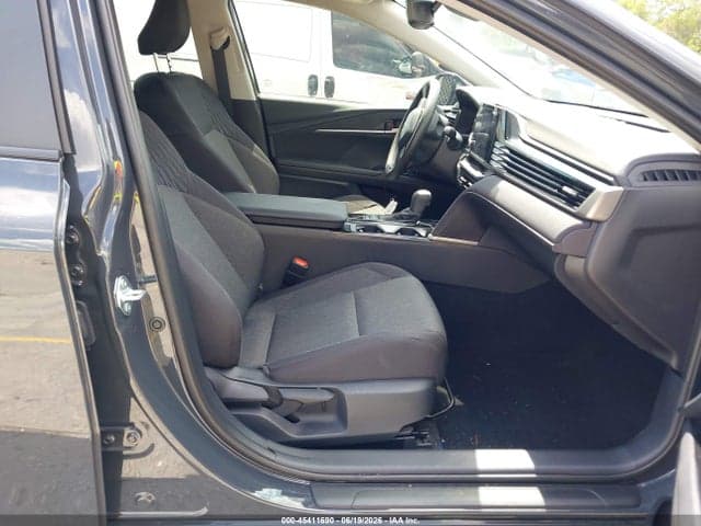 2026 TOYOTA CAMRY LE 5