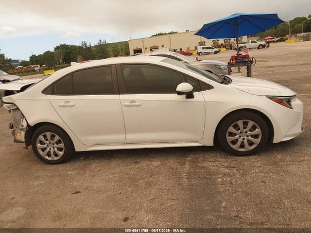2022 TOYOTA COROLLA LE 13