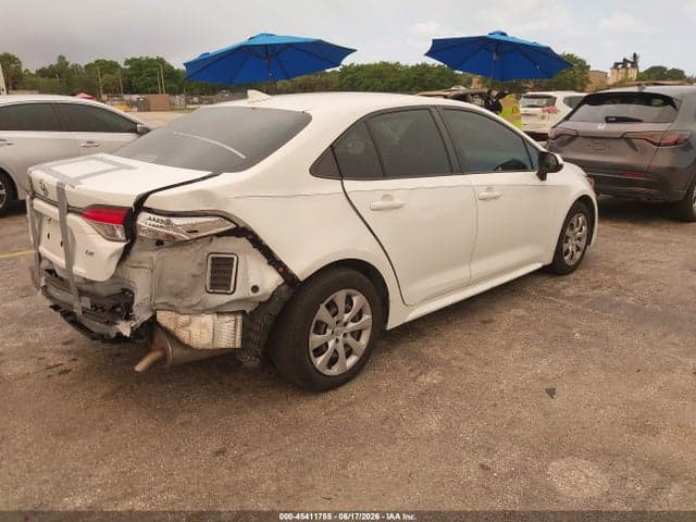 2022 TOYOTA COROLLA LE 4
